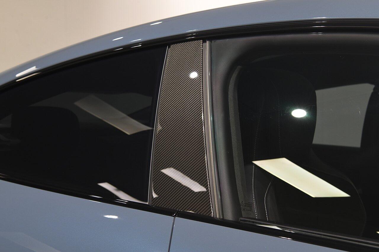 Porsche Taycan view 52