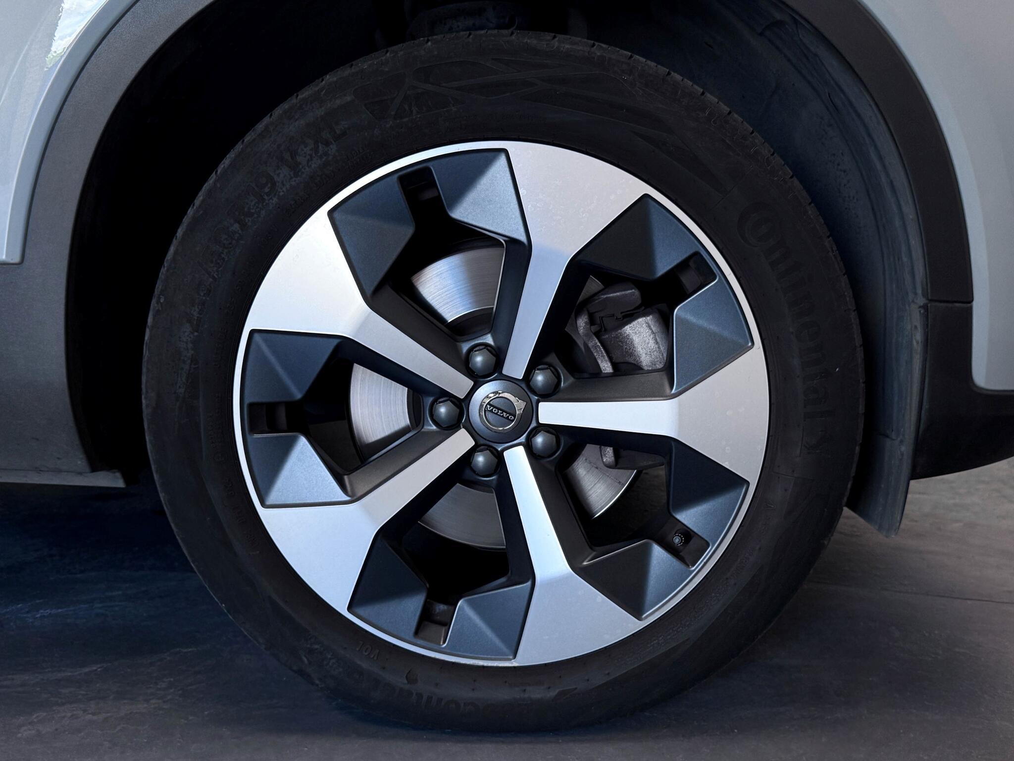 Volvo XC40 view 53