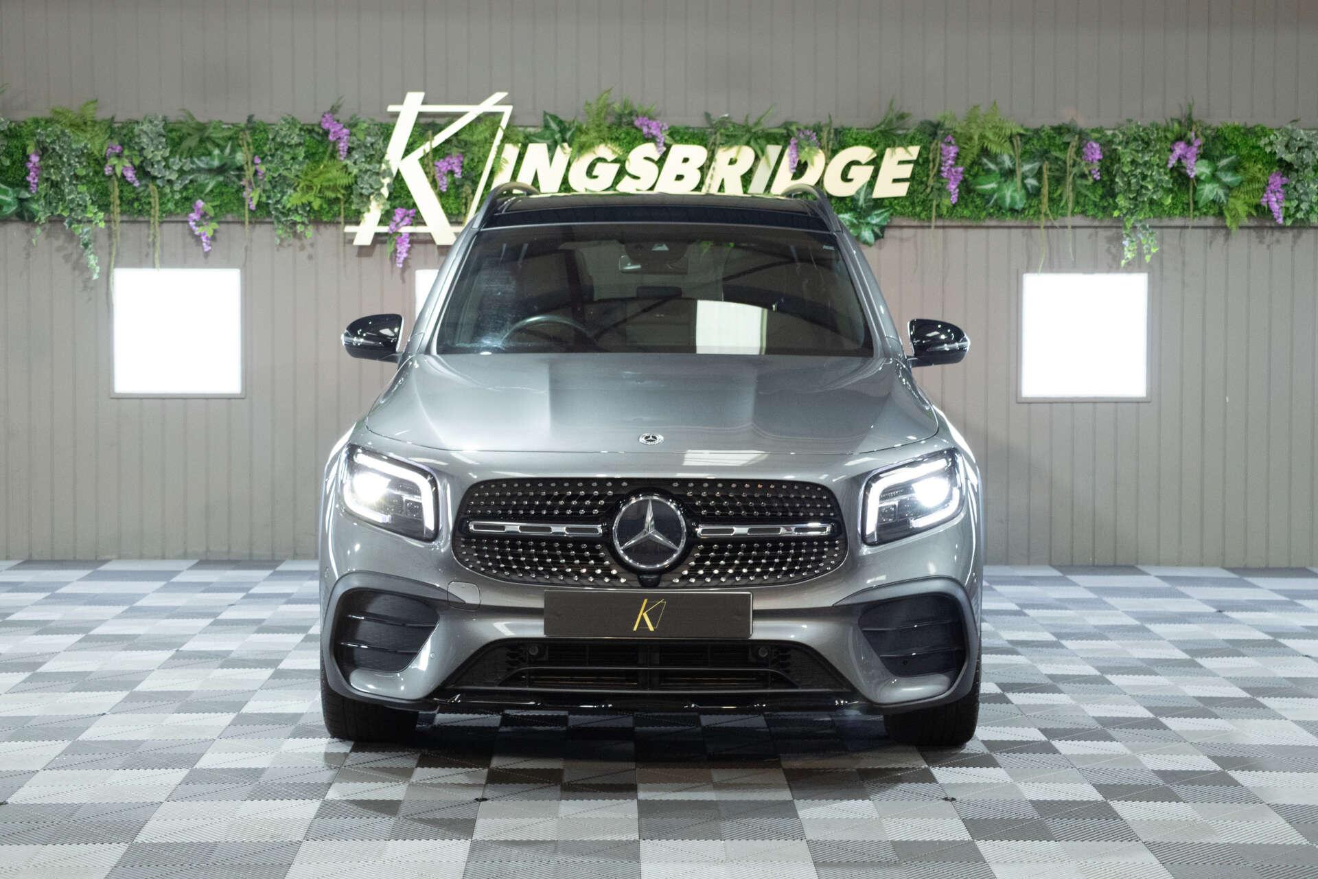 Mercedes-Benz GLB view 25