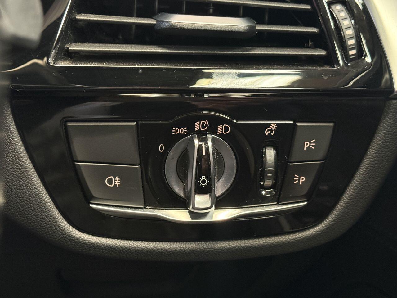 BMW 6 Series Gran Turismo view 44