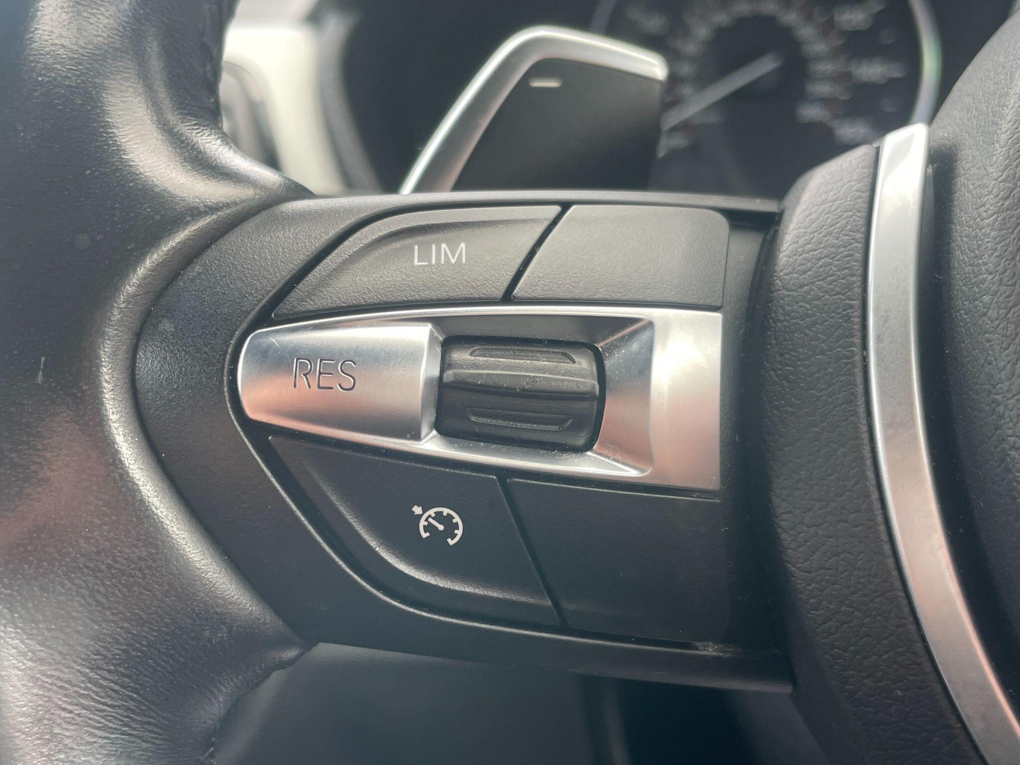 BMW 3 Series view 34
