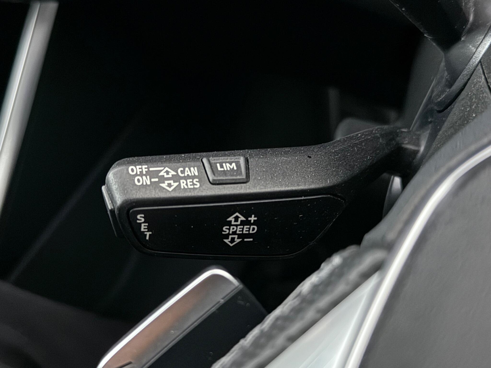 Audi A6 view 17