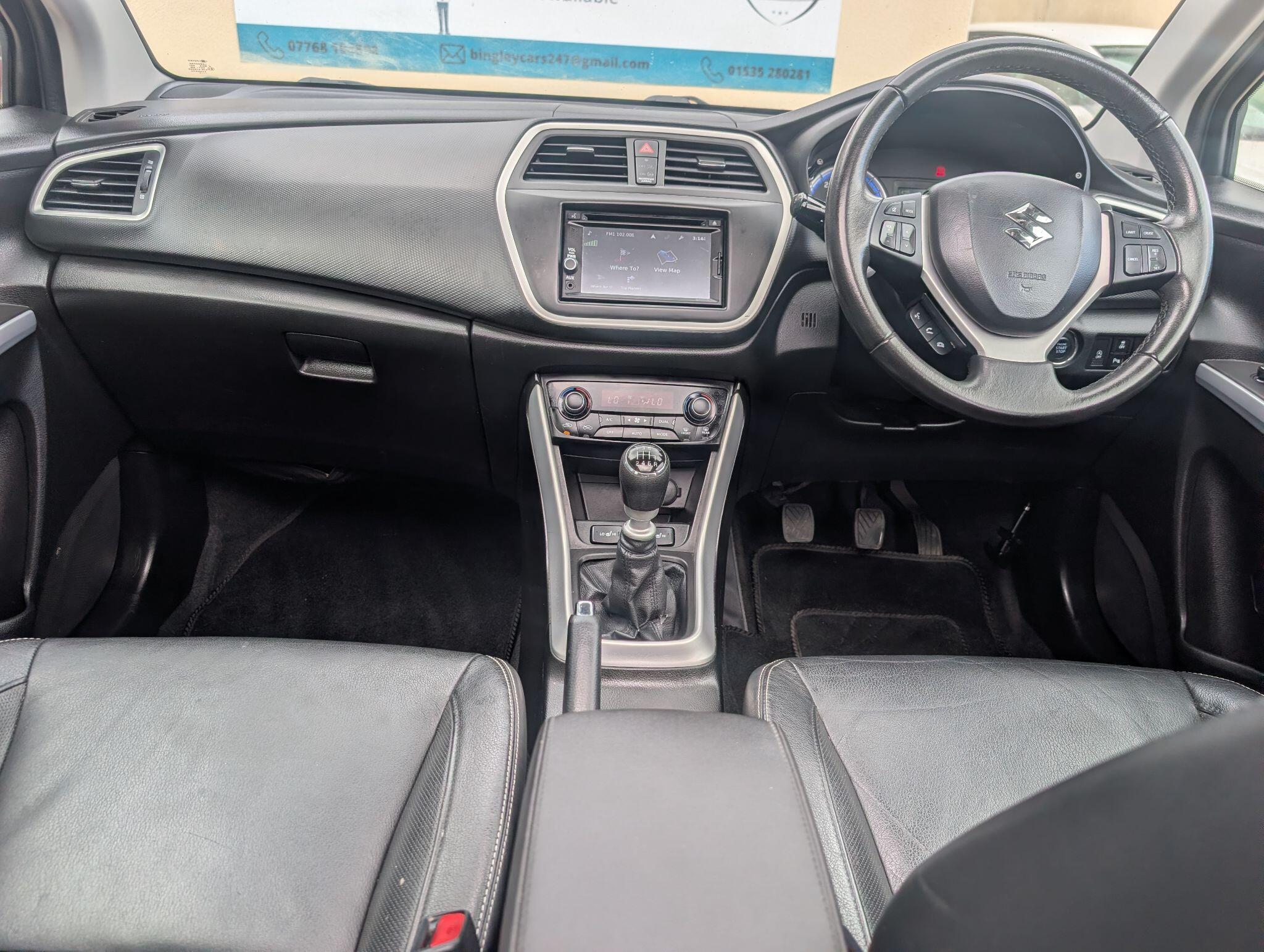 Suzuki SX4 S-Cross view 14