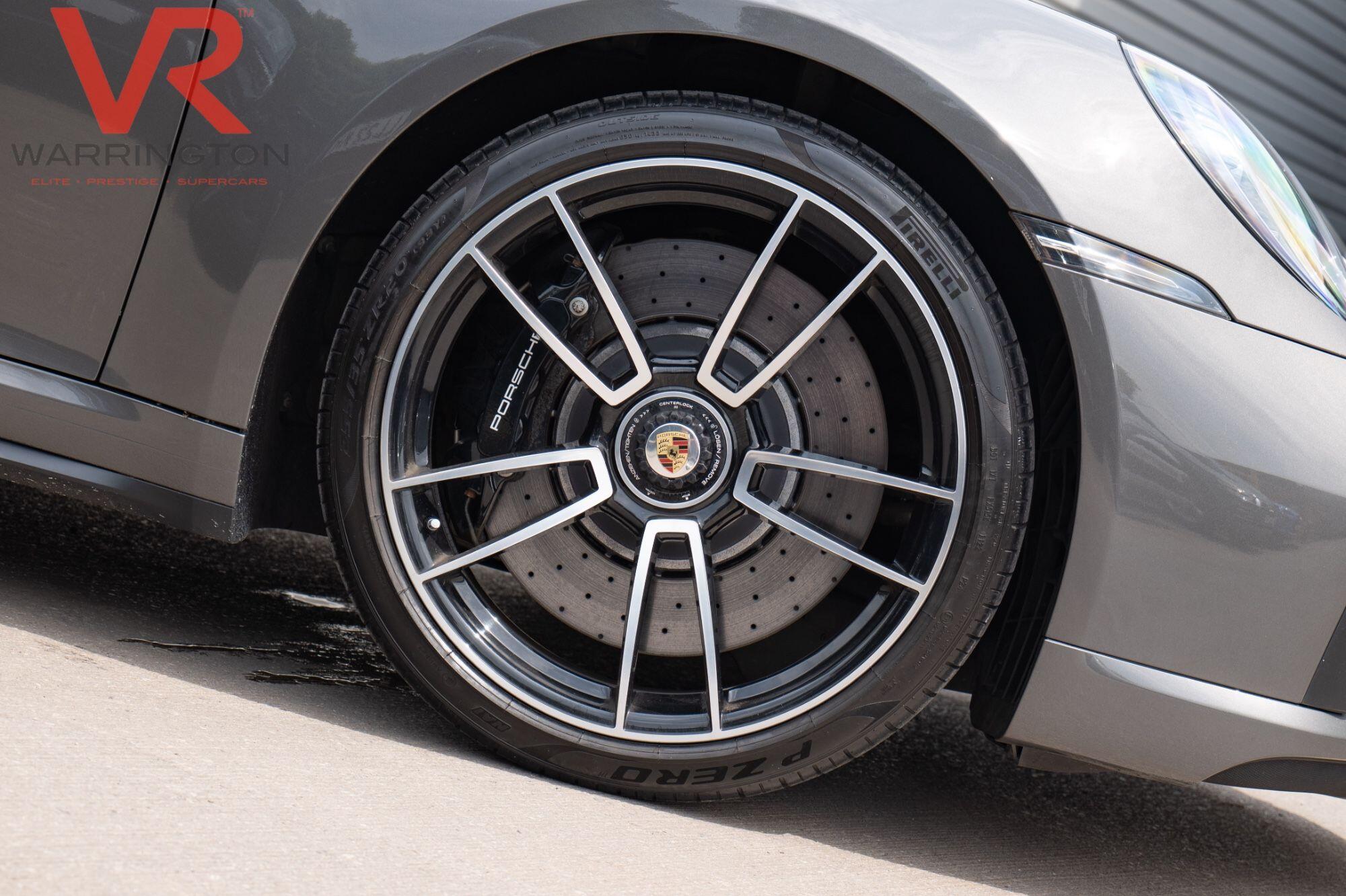 Porsche 911 view 42