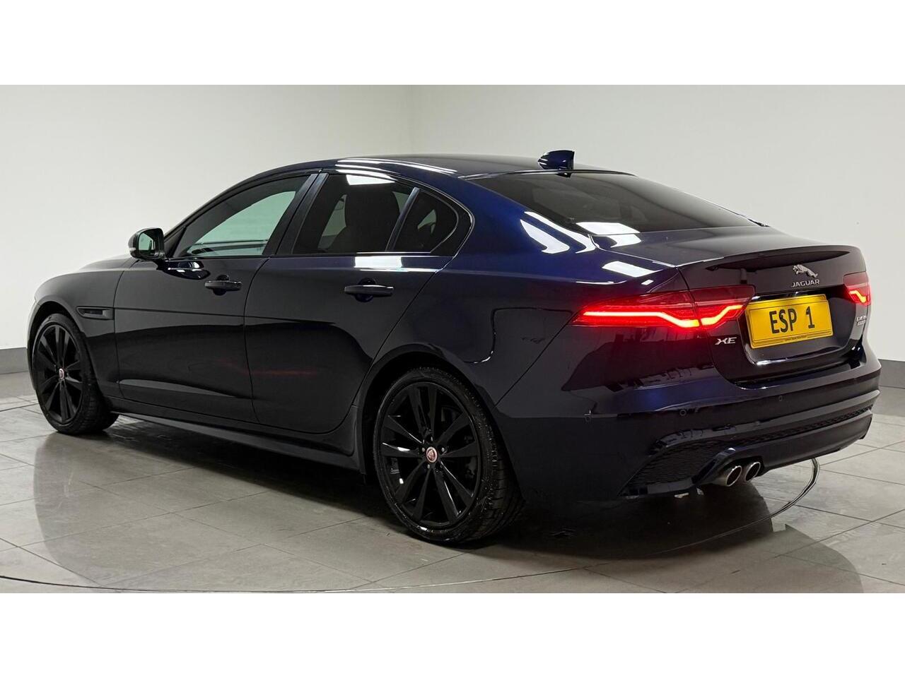 Jaguar Xe view 6