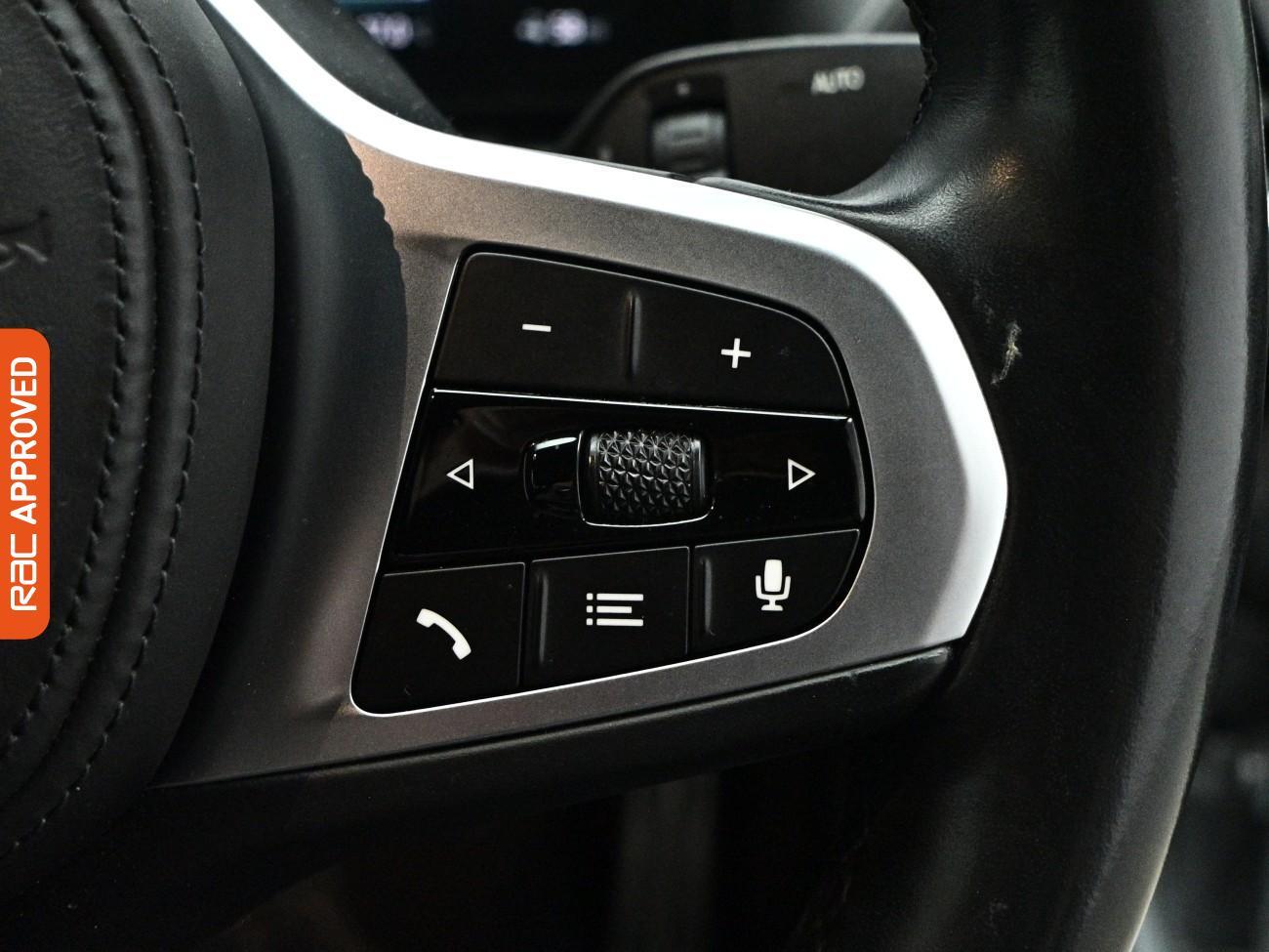 BMW I4 view 24