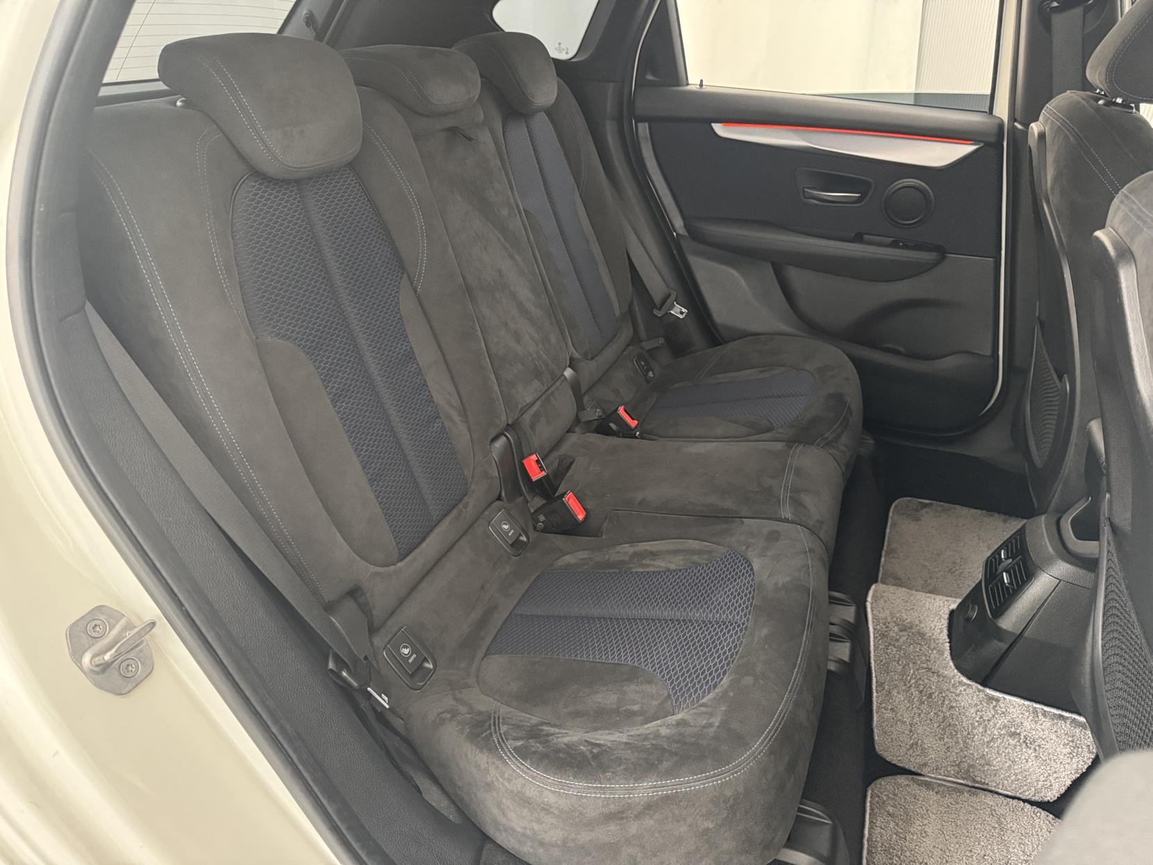BMW 2 Series Active Tourer view 66
