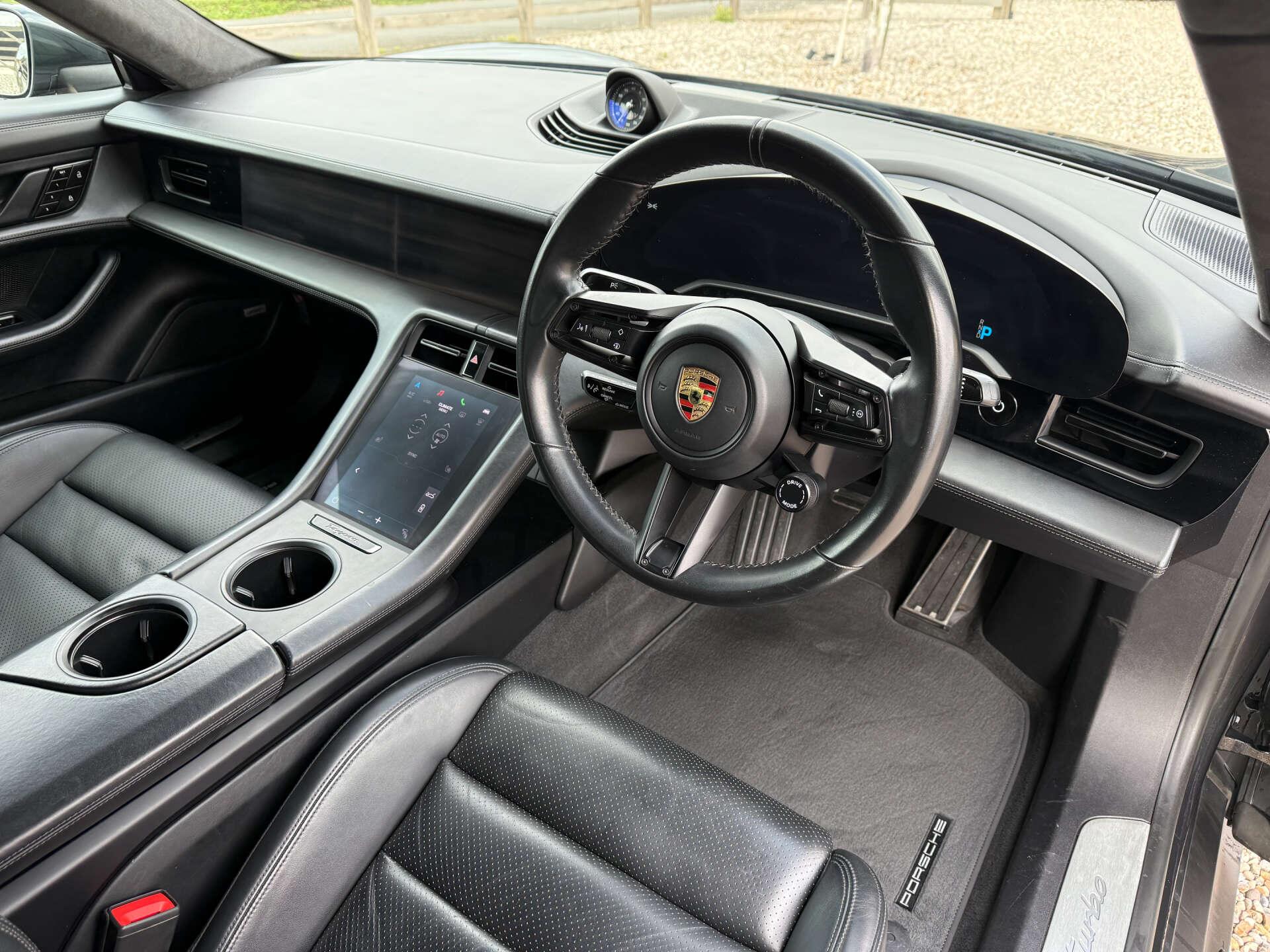 Porsche Taycan view 18