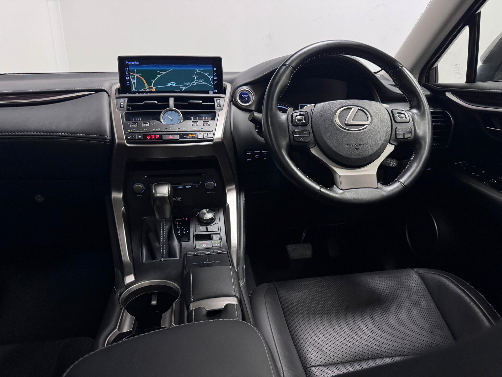 Lexus NX view 34