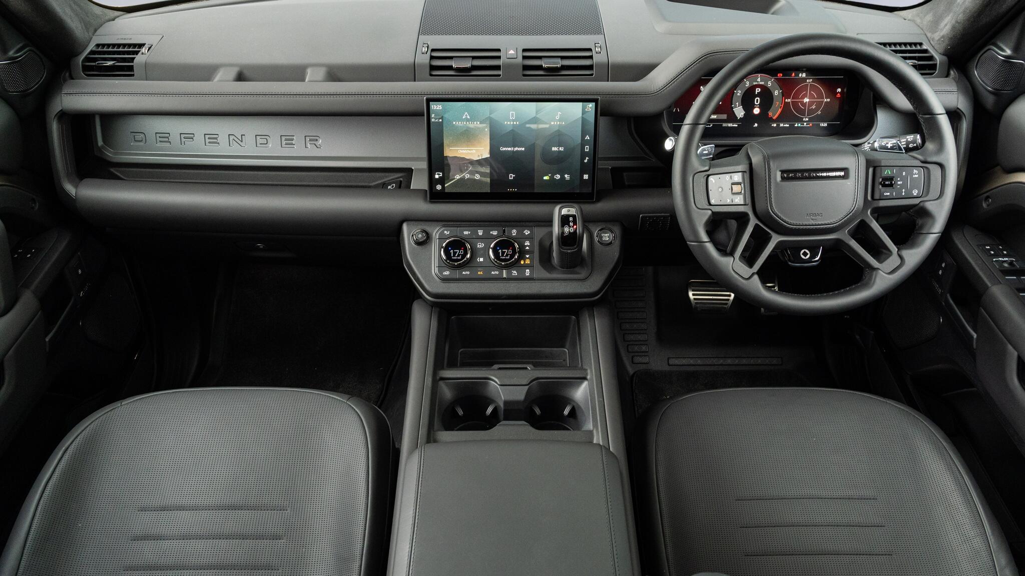 Land Rover Defender view 9