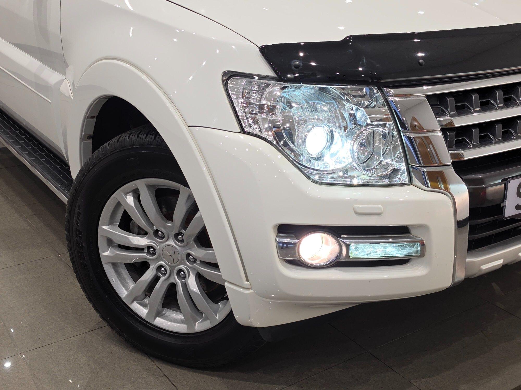 Mitsubishi Shogun view 78