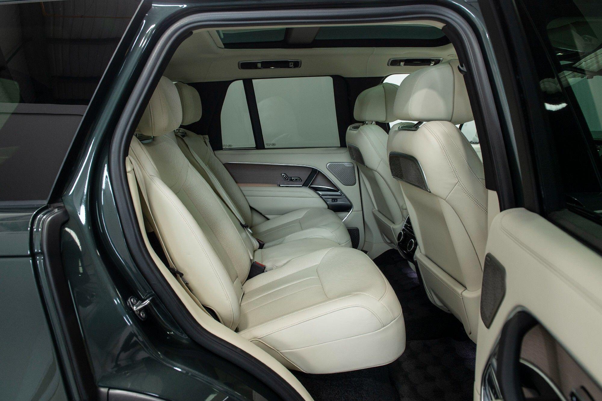 Land Rover Range Rover view 7