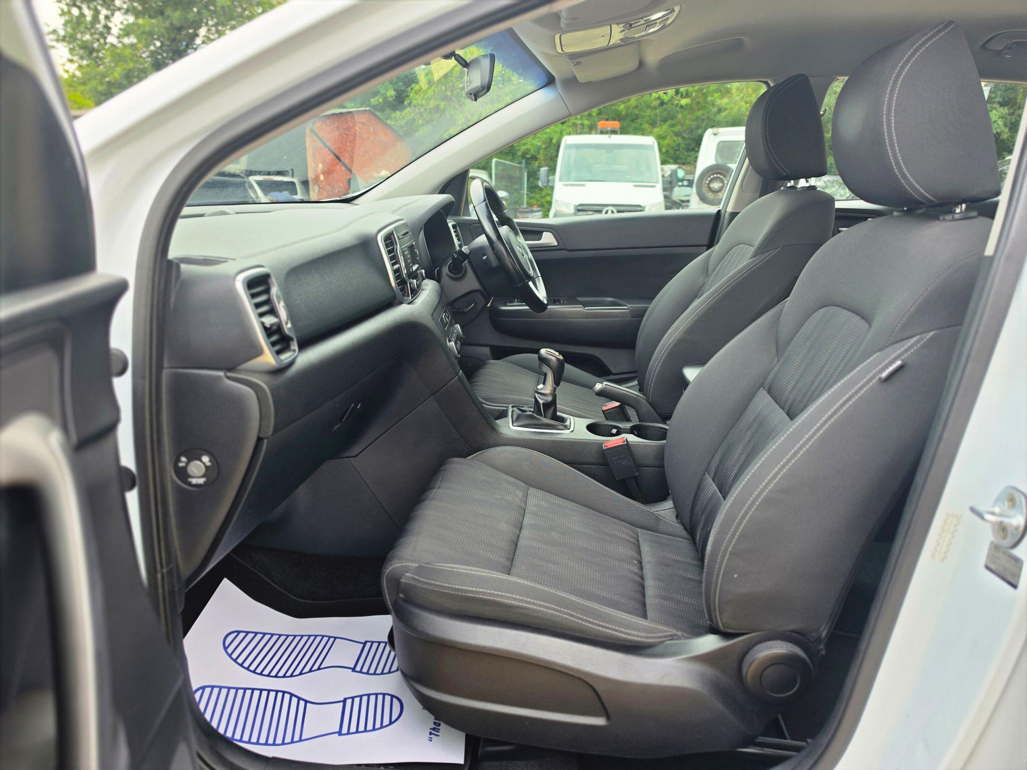 Kia Sportage view 8