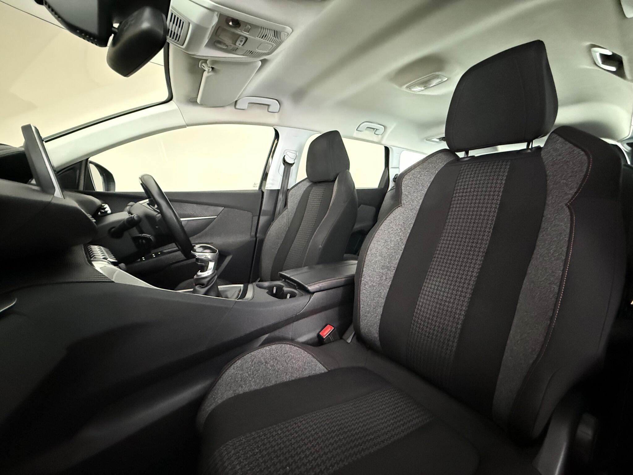 Peugeot 5008 view 27