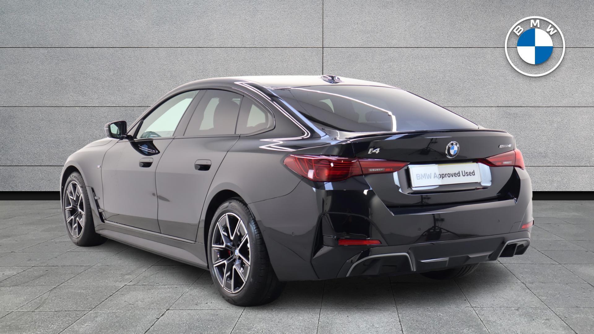 BMW i4 view 2