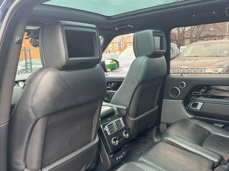 2018 Land Rover Range Rover image 71