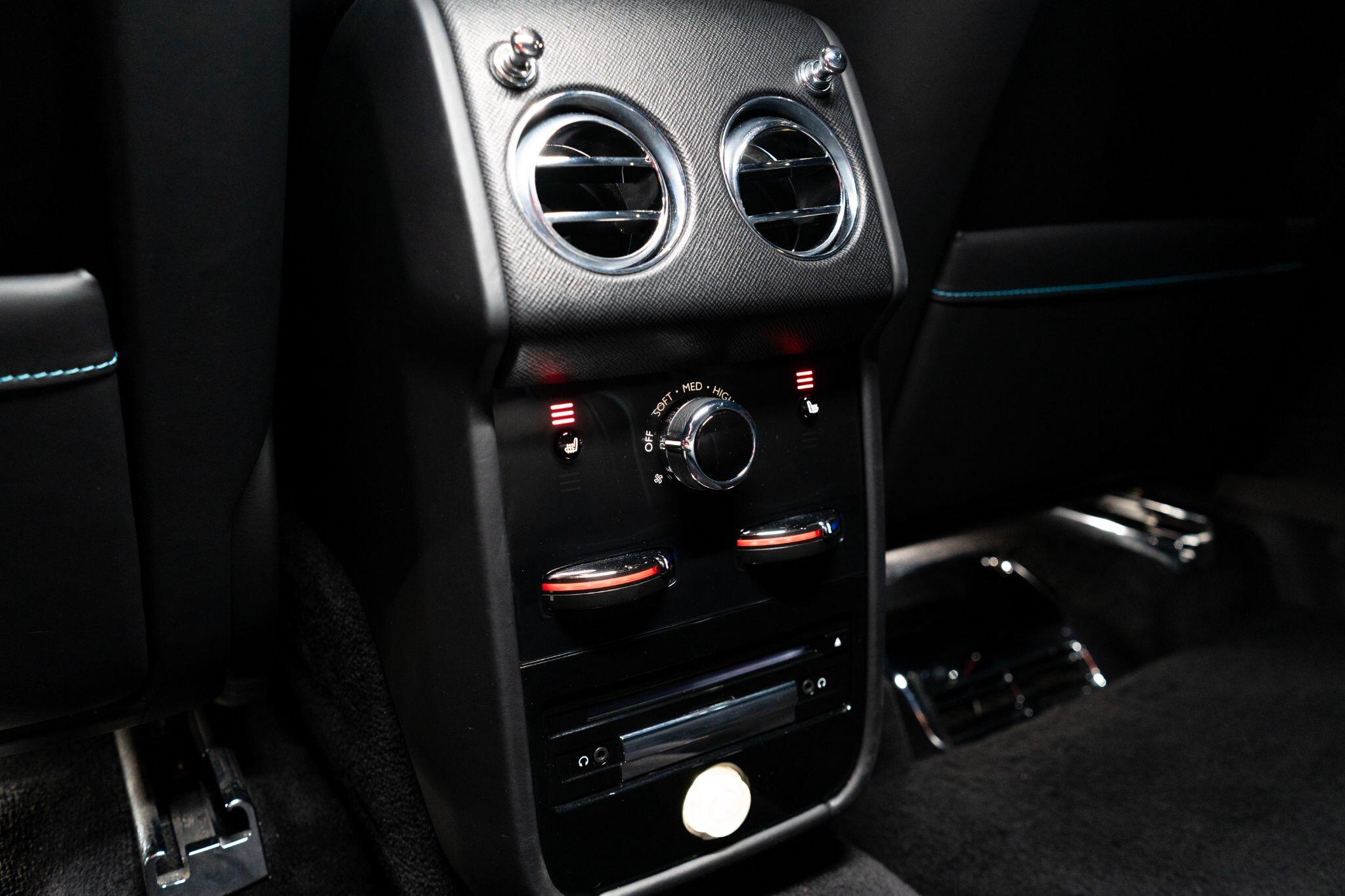 Rolls-Royce Cullinan view 21