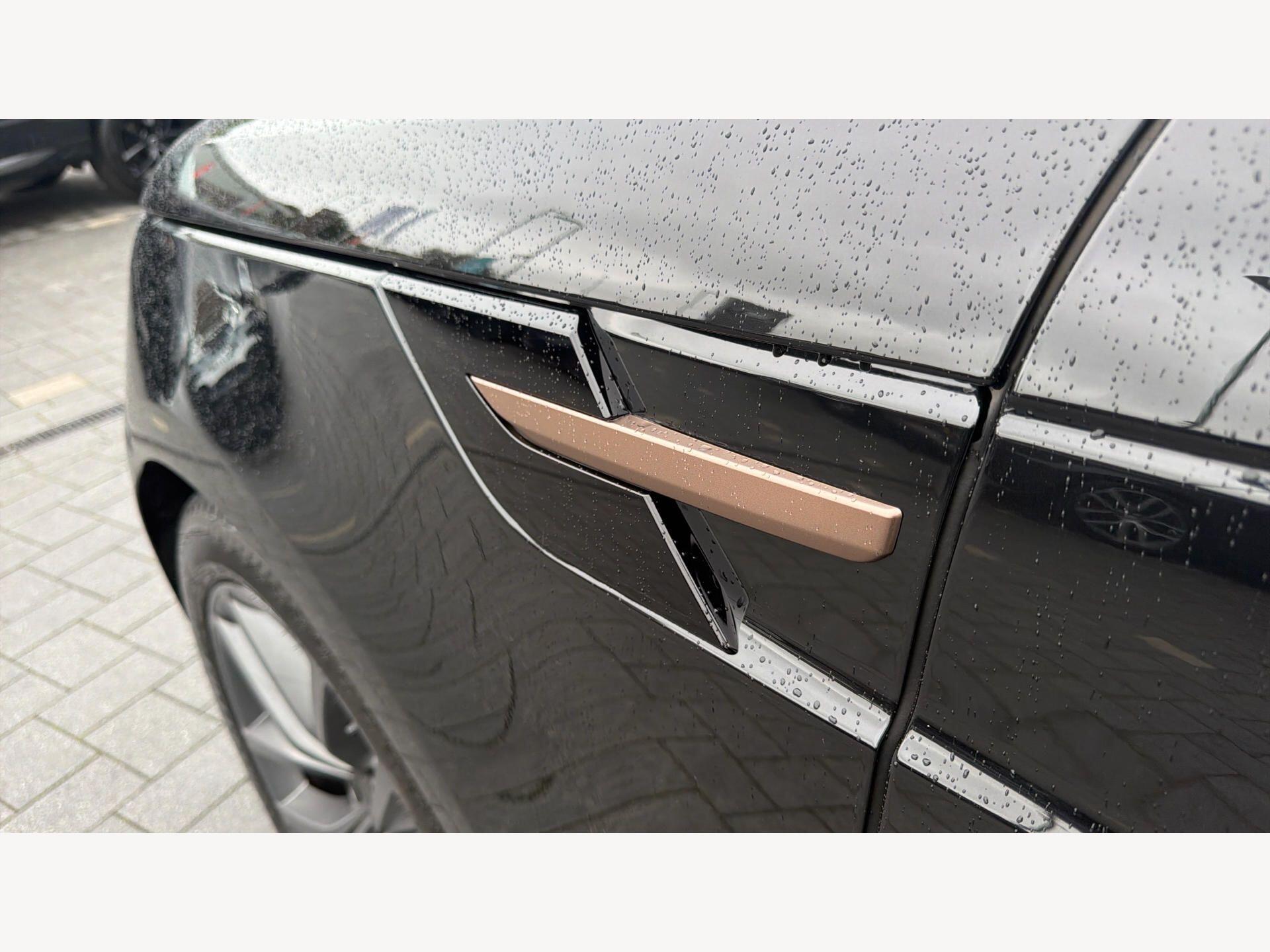 Land Rover Range Rover Sport view 24