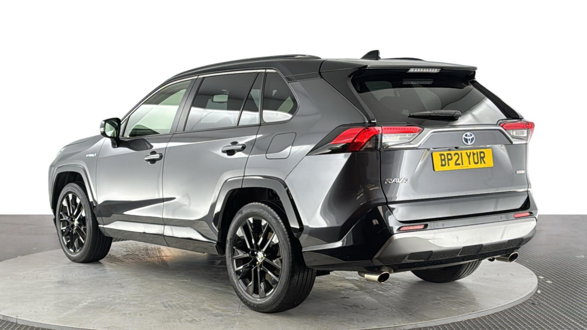 Toyota RAV4 view 6