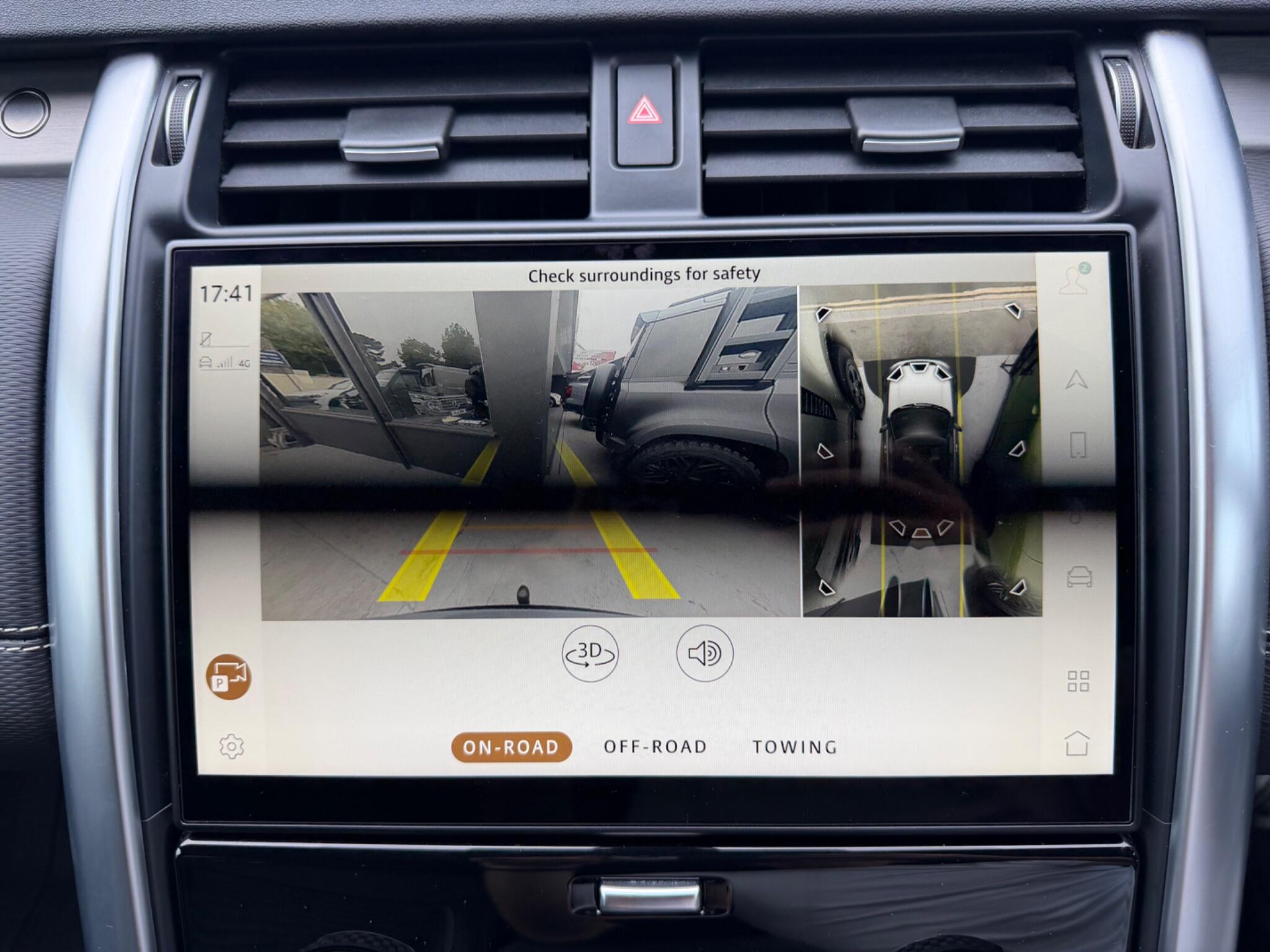 Land Rover Discovery 3 view 31