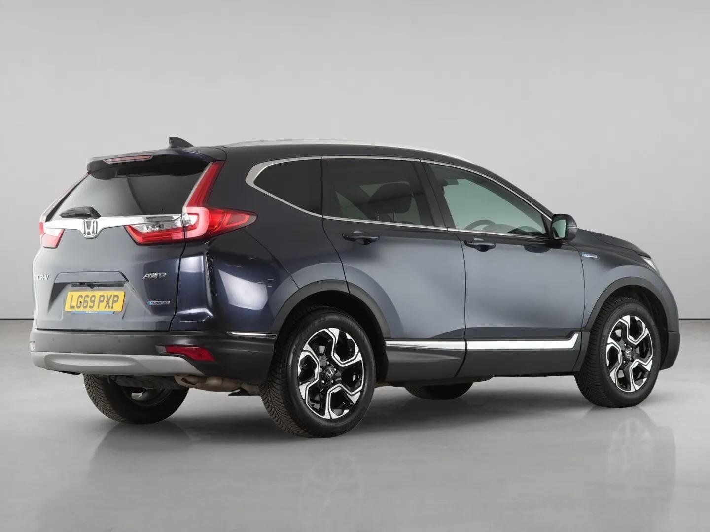Honda CR-V view 8