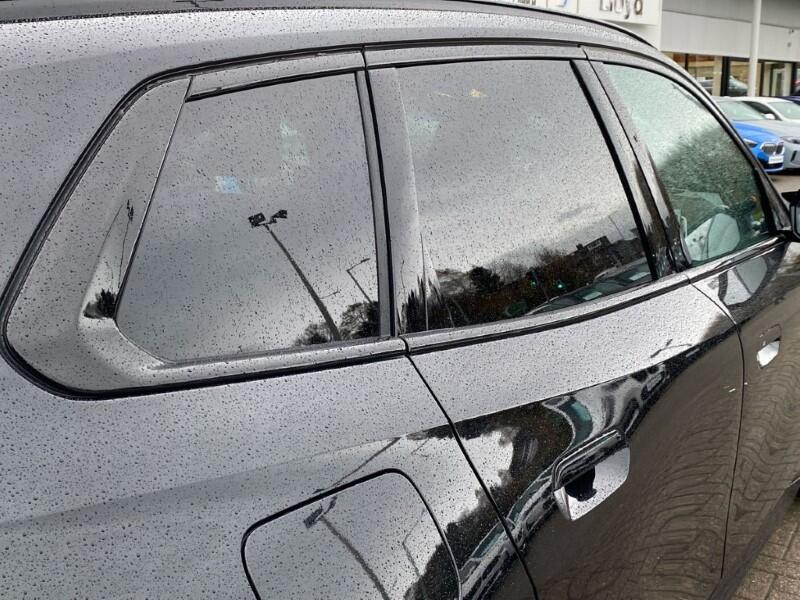 BMW X3 view 56