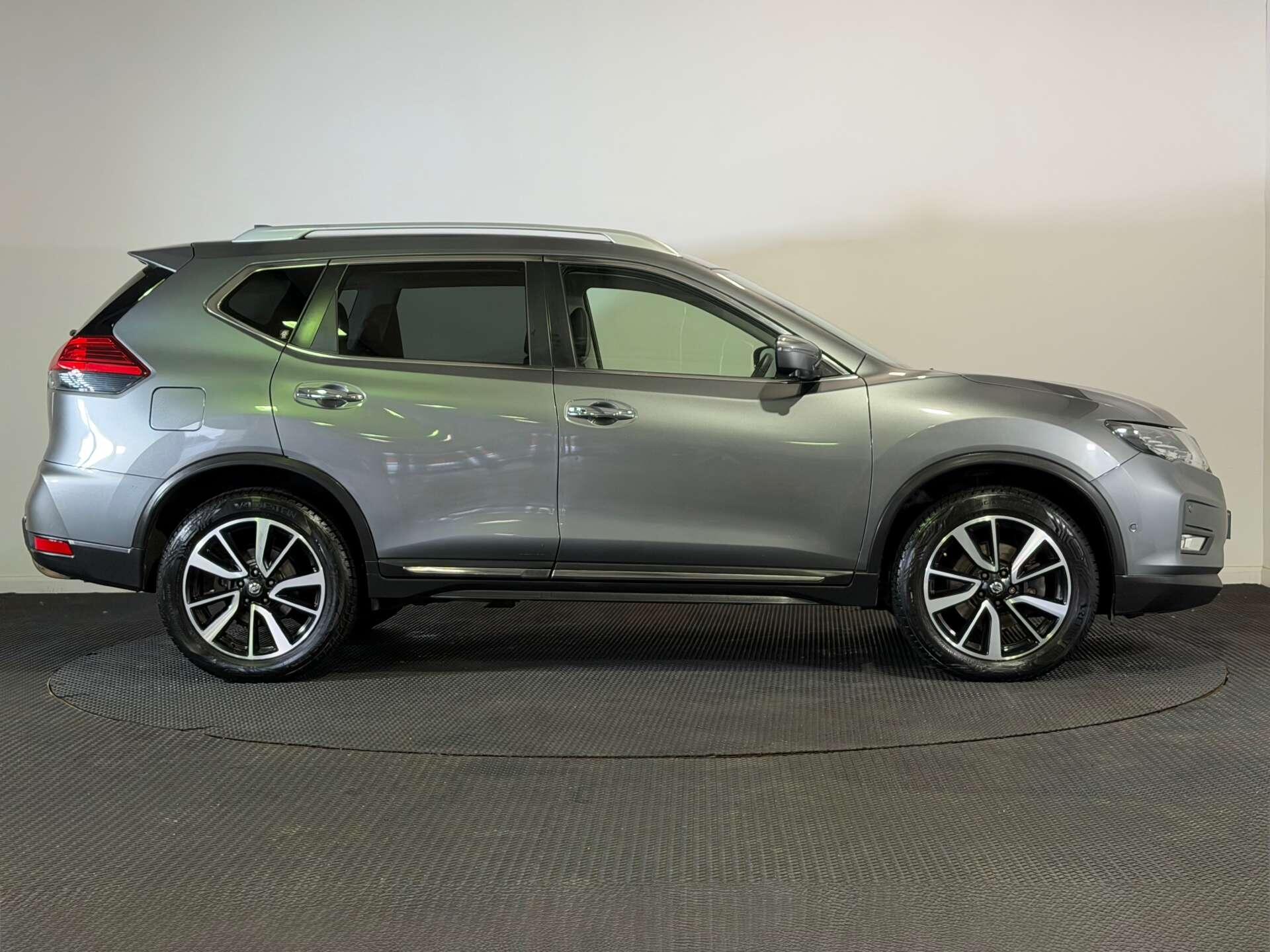 Nissan X-Trail view 8