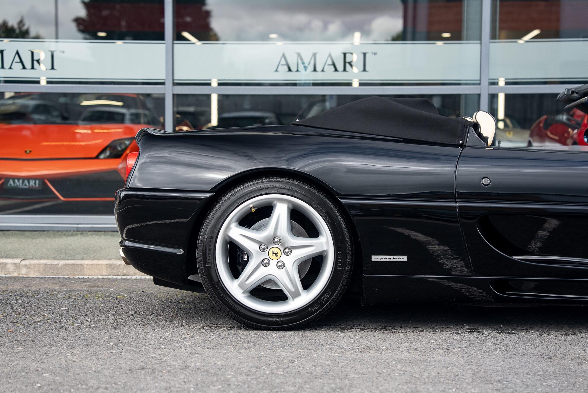 Ferrari 355 F1 view 16