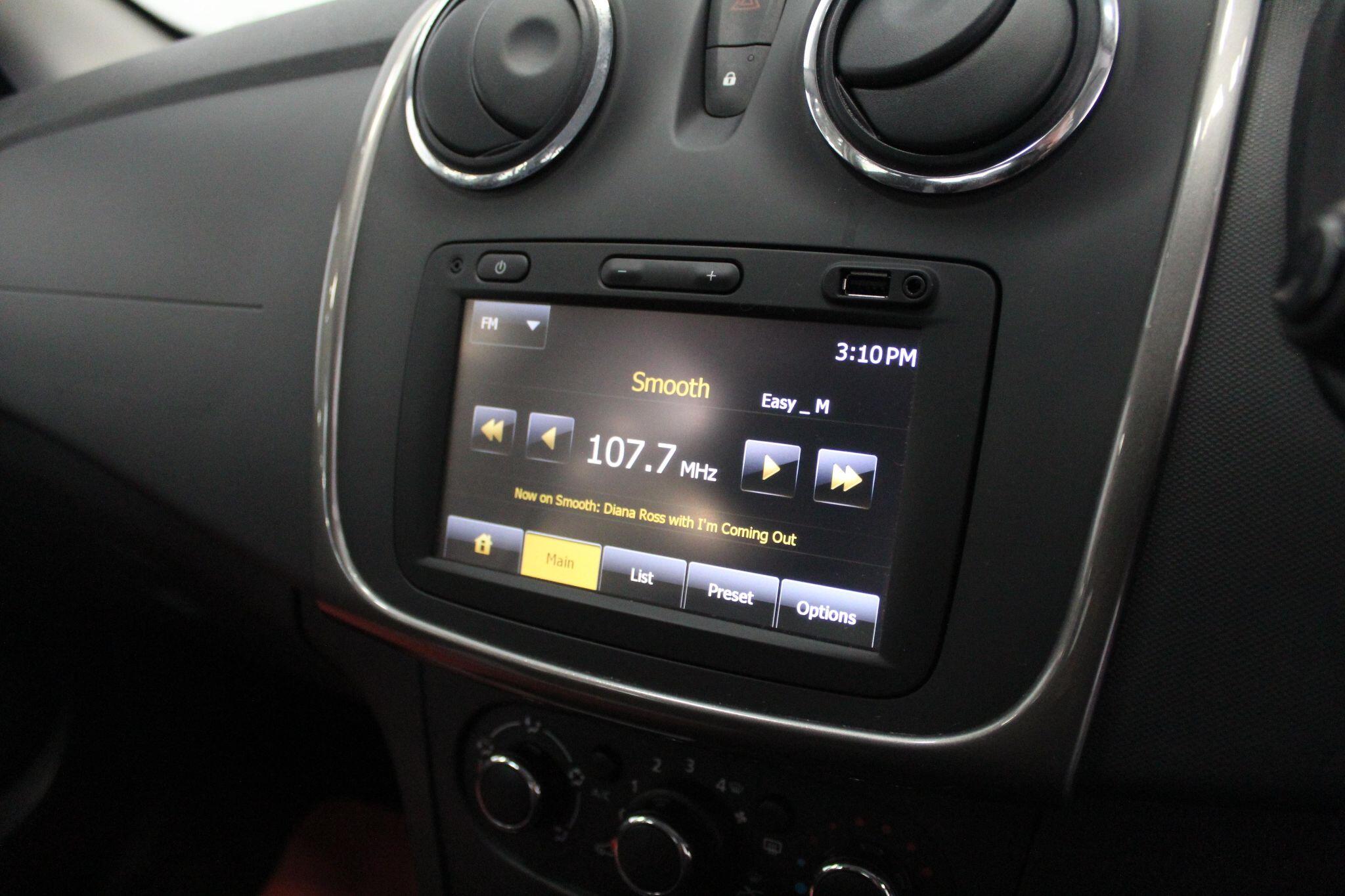 Dacia Sandero view 34