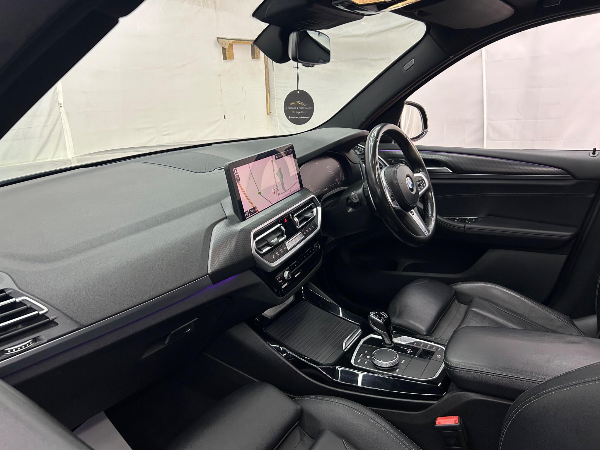BMW X3 view 13