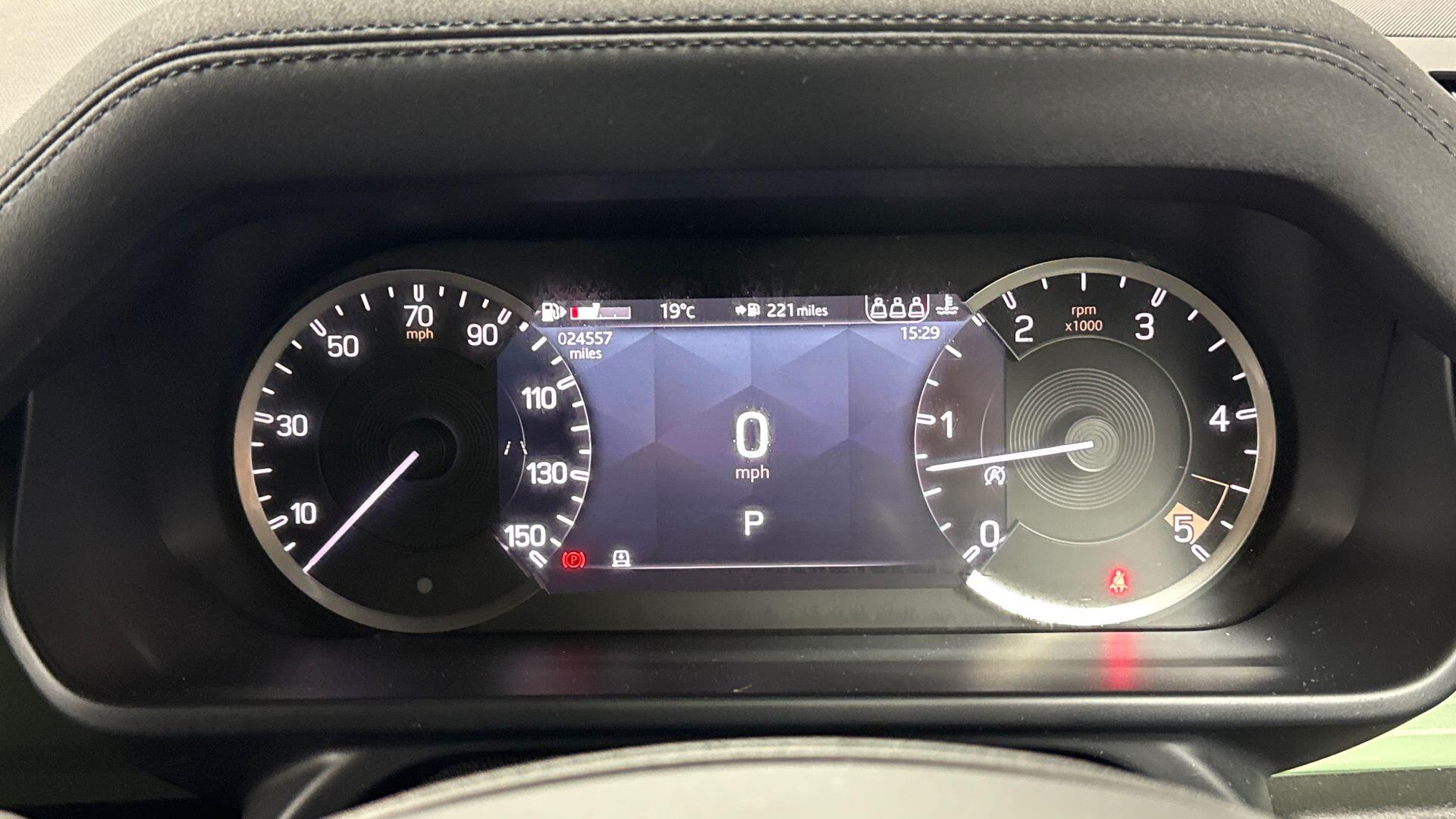 Land Rover Defender view 16