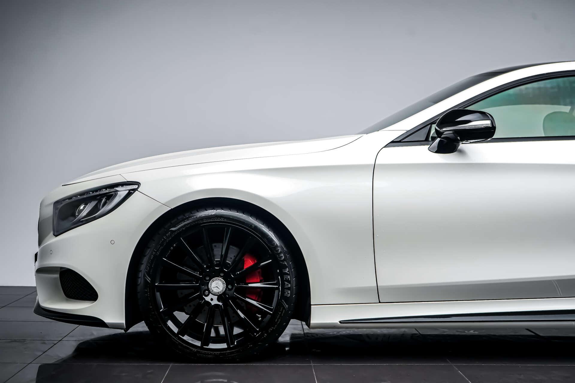 Mercedes-Benz S-Class view 11