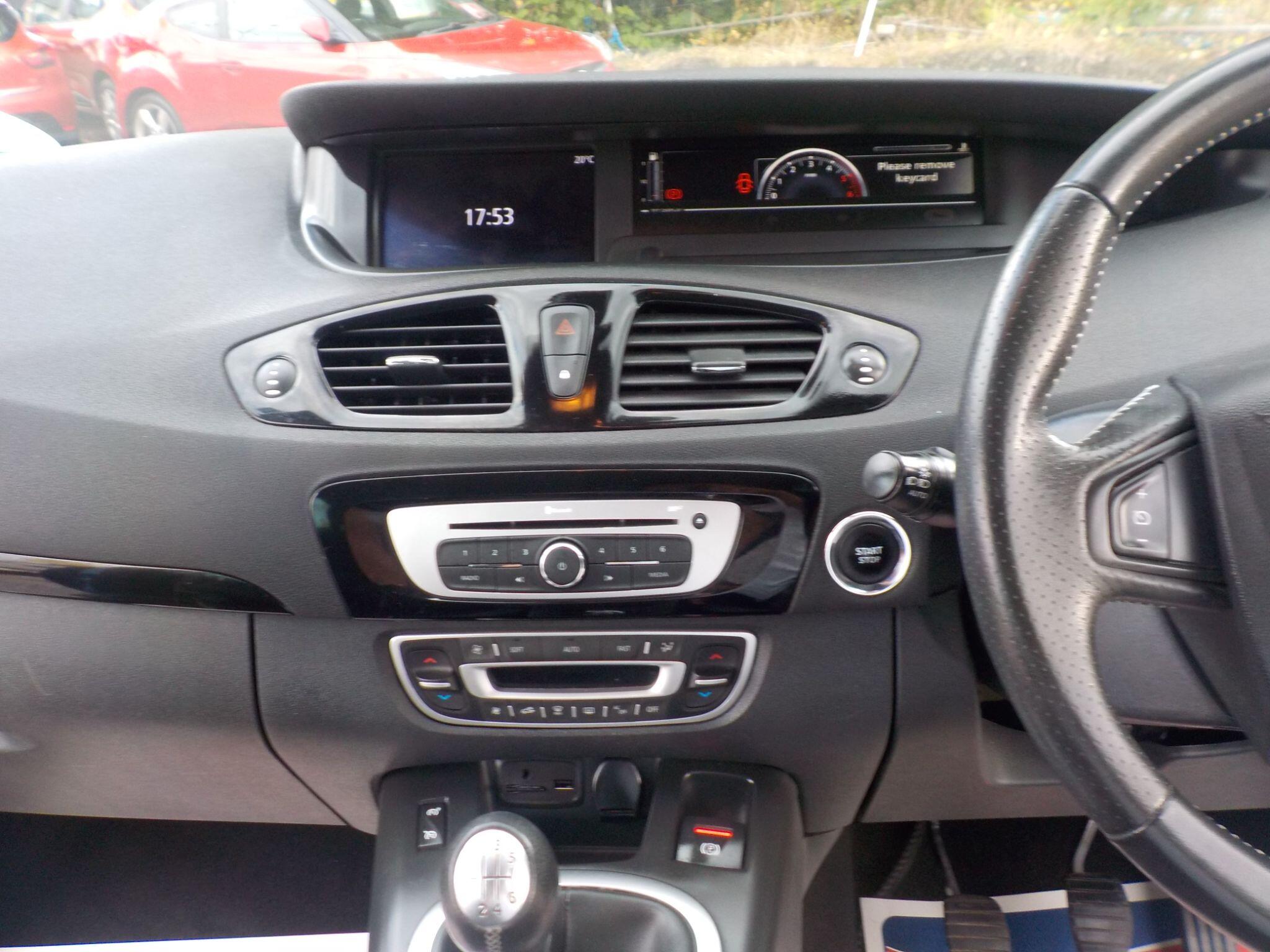 Renault Grand Scenic 1.6 dCi Dynamique Nav Euro 6 (s/s) 5dr