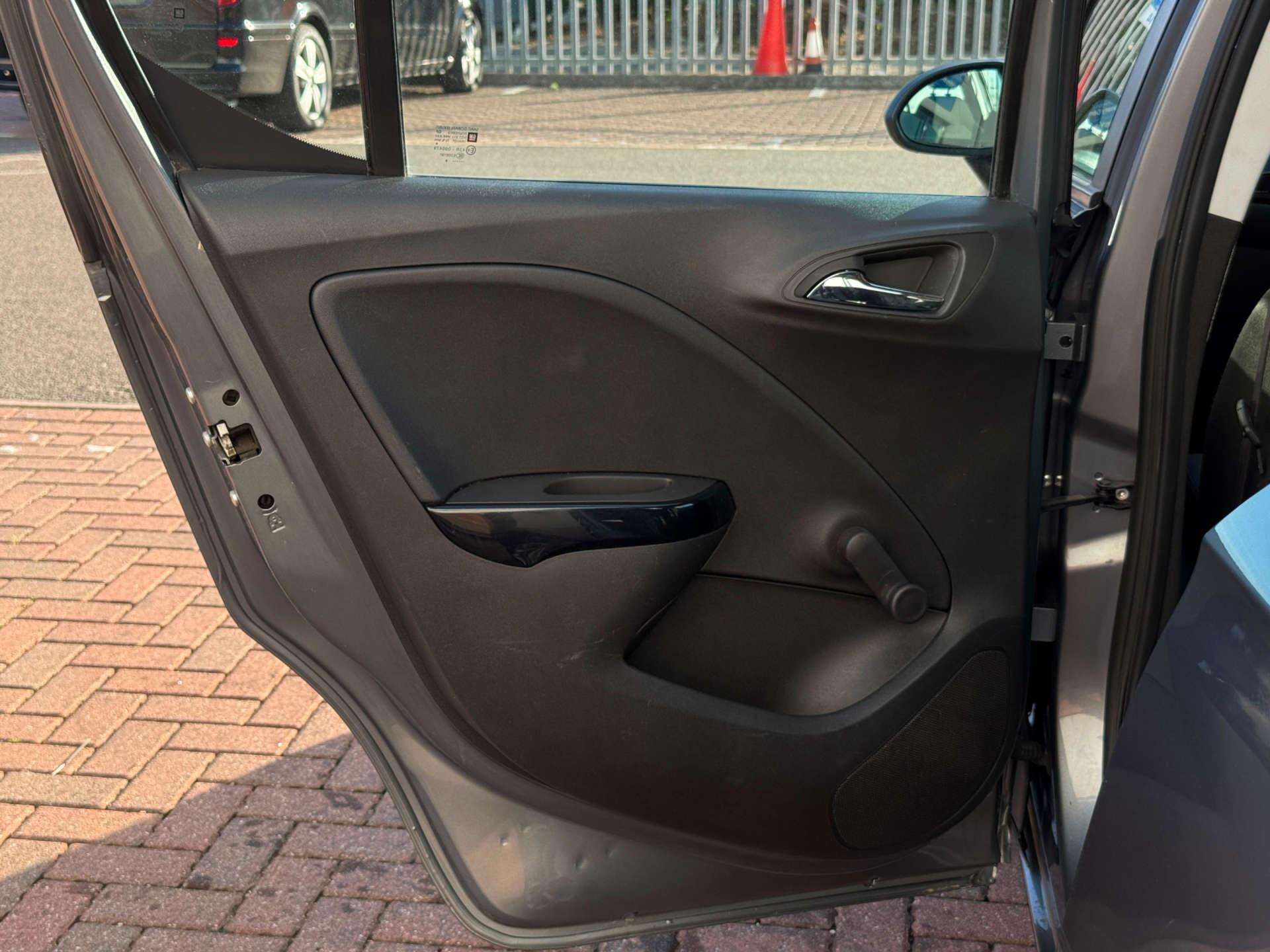 Vauxhall Corsa view 37
