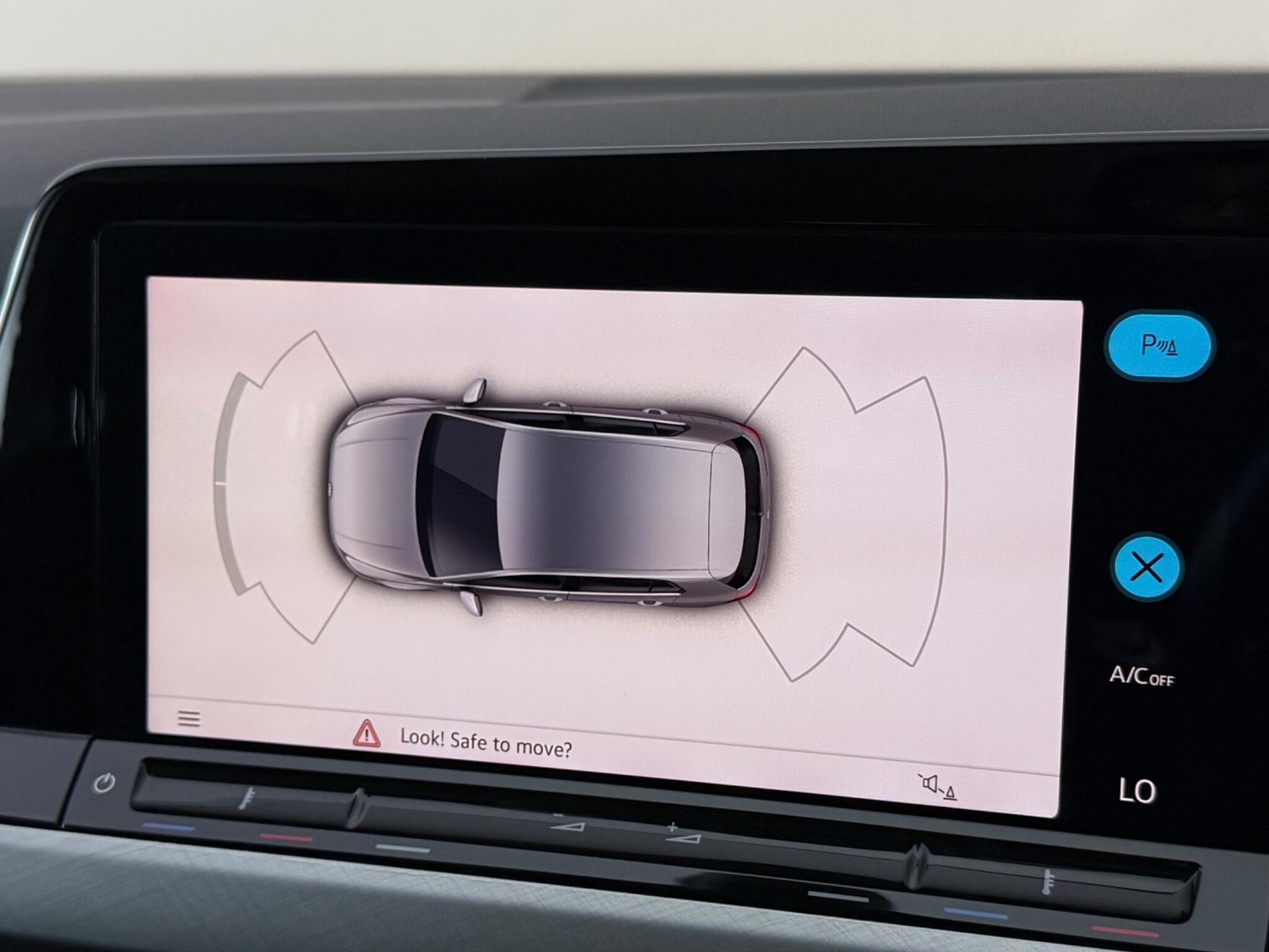 Volkswagen Golf view 27