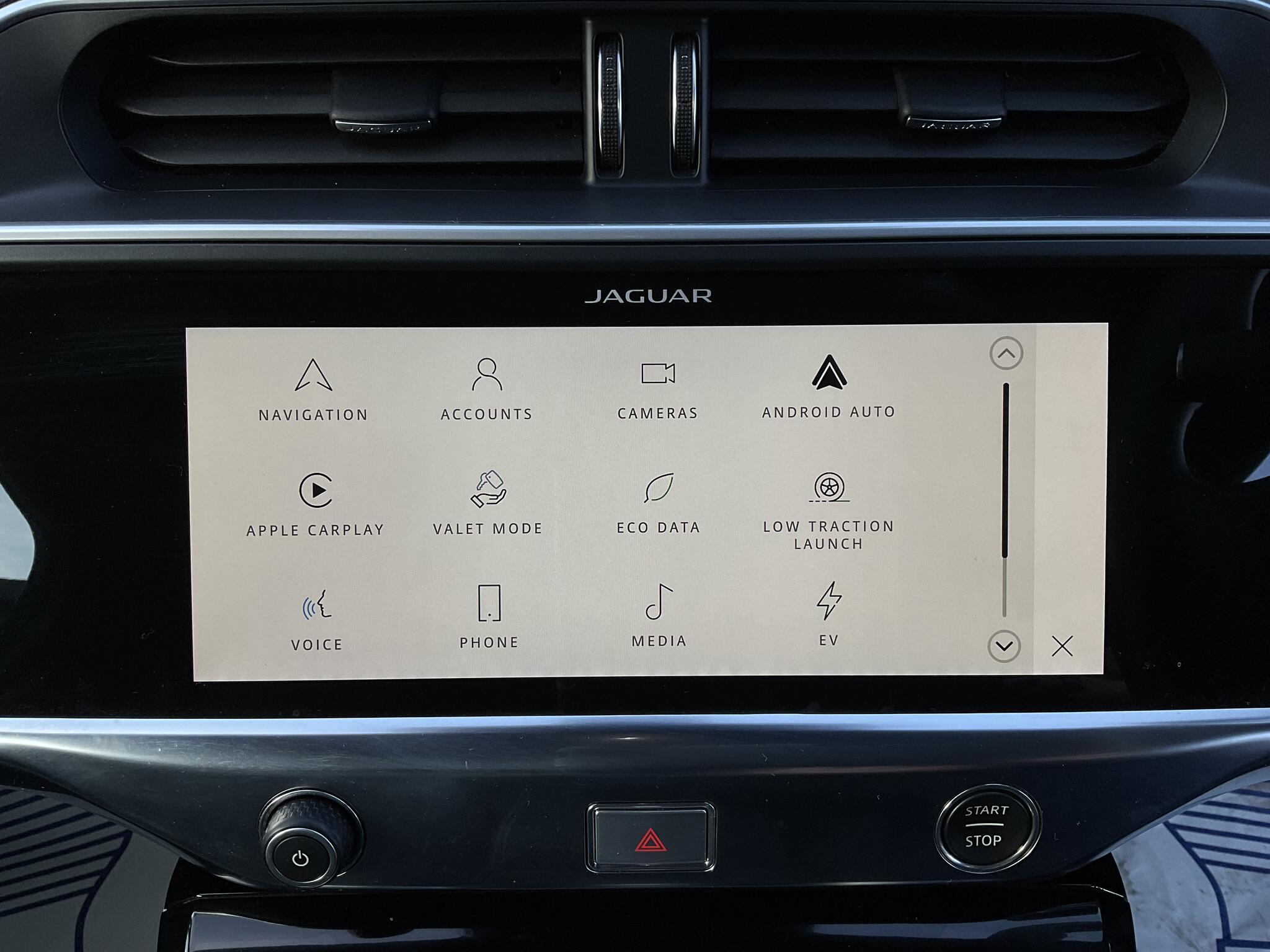 Jaguar I-Pace view 19
