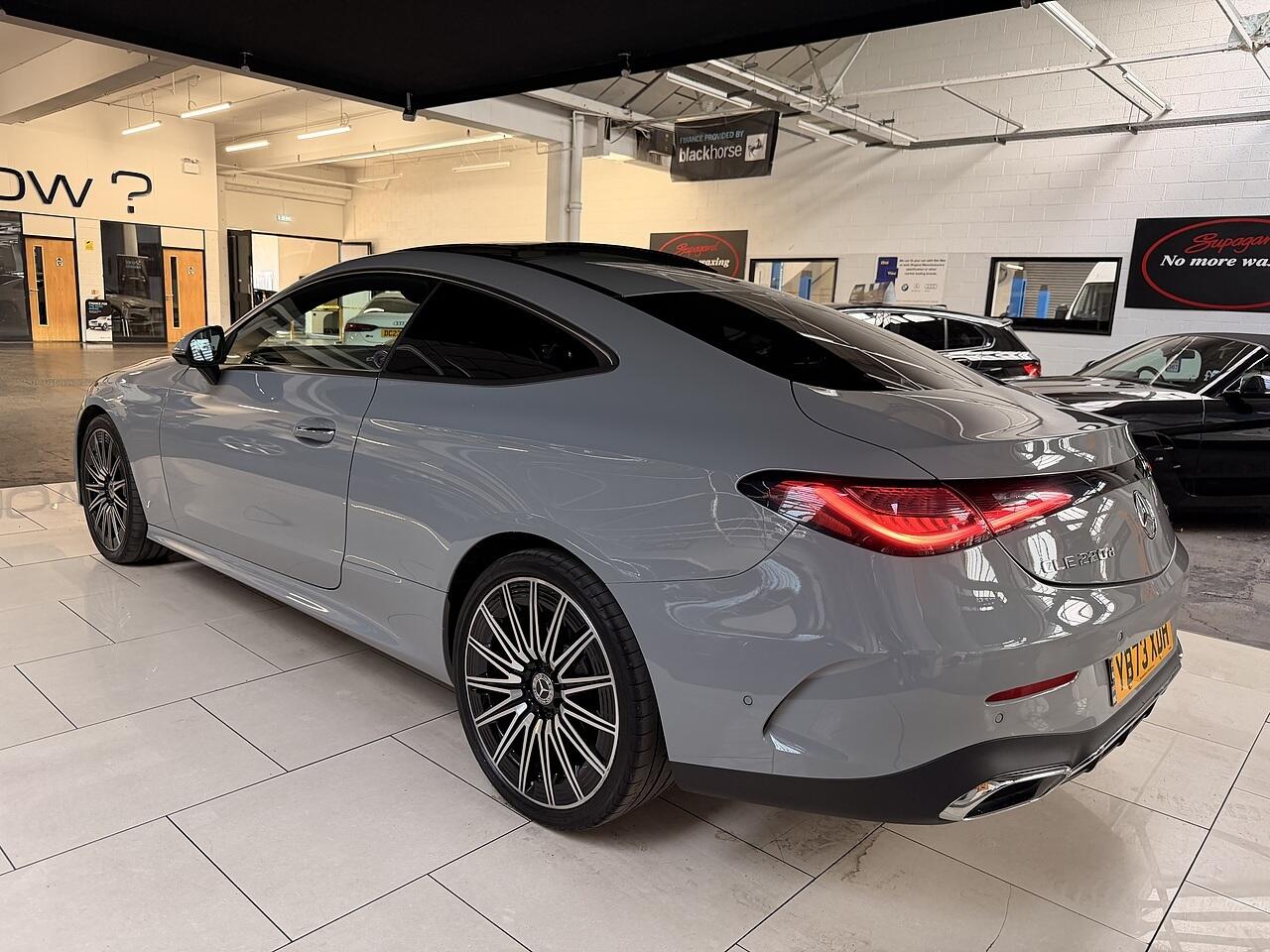 Mercedes-Benz Cle view 8