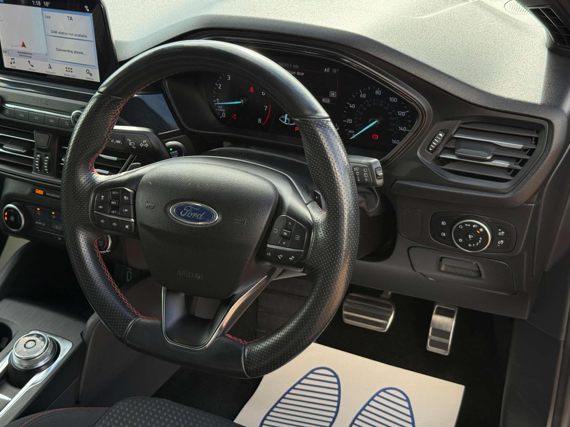 Ford Focus view 47