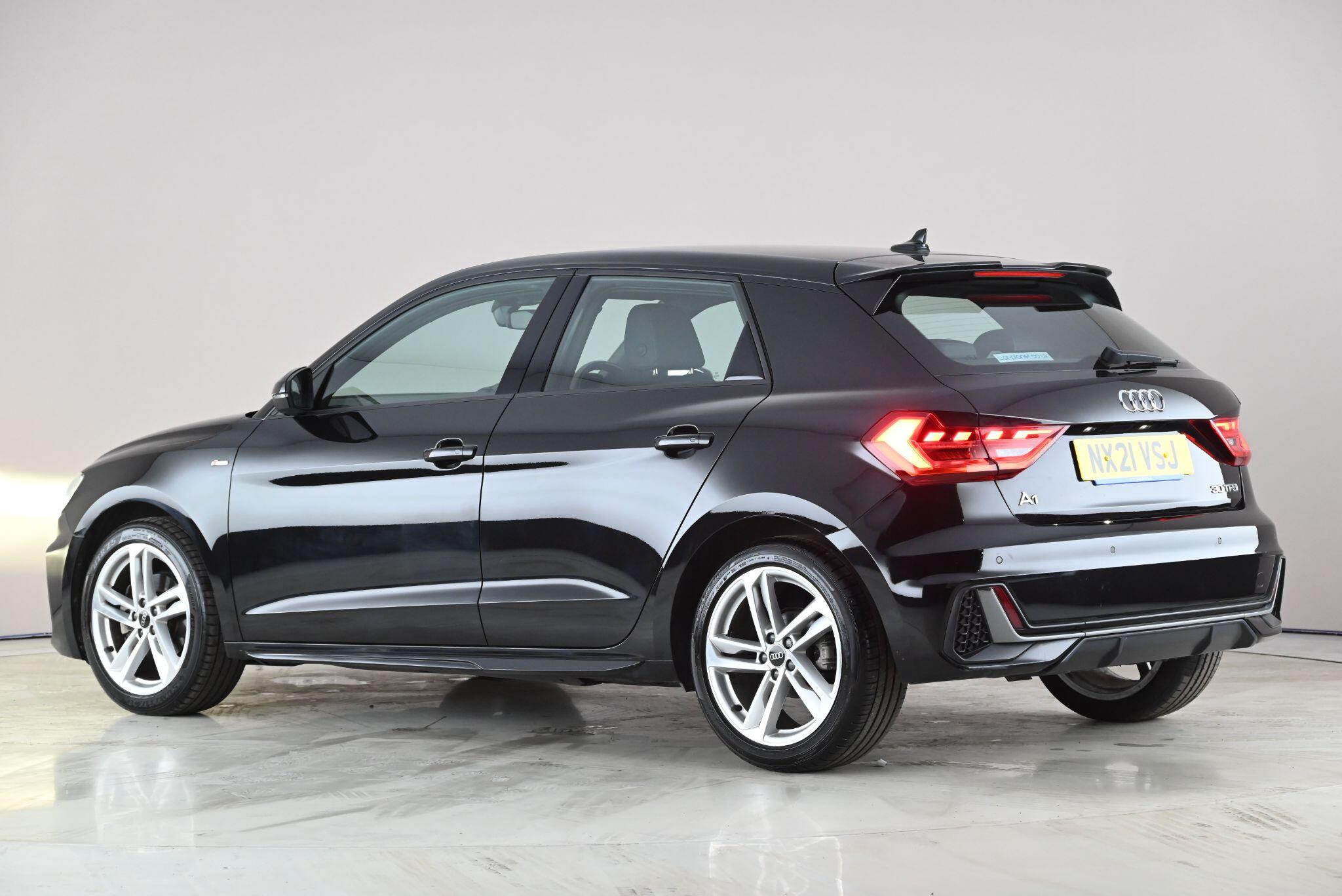 Audi A1 view 4