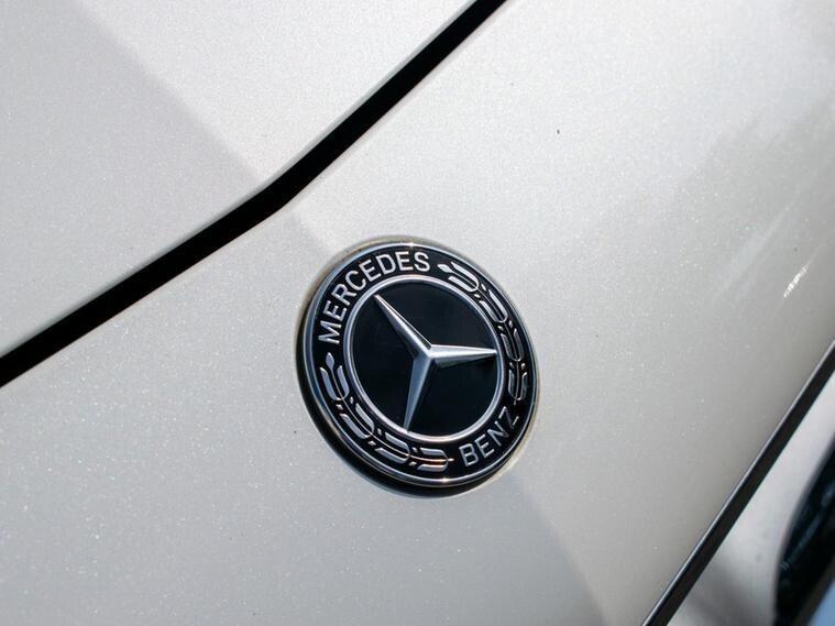 Mercedes-Benz S-Class view 12