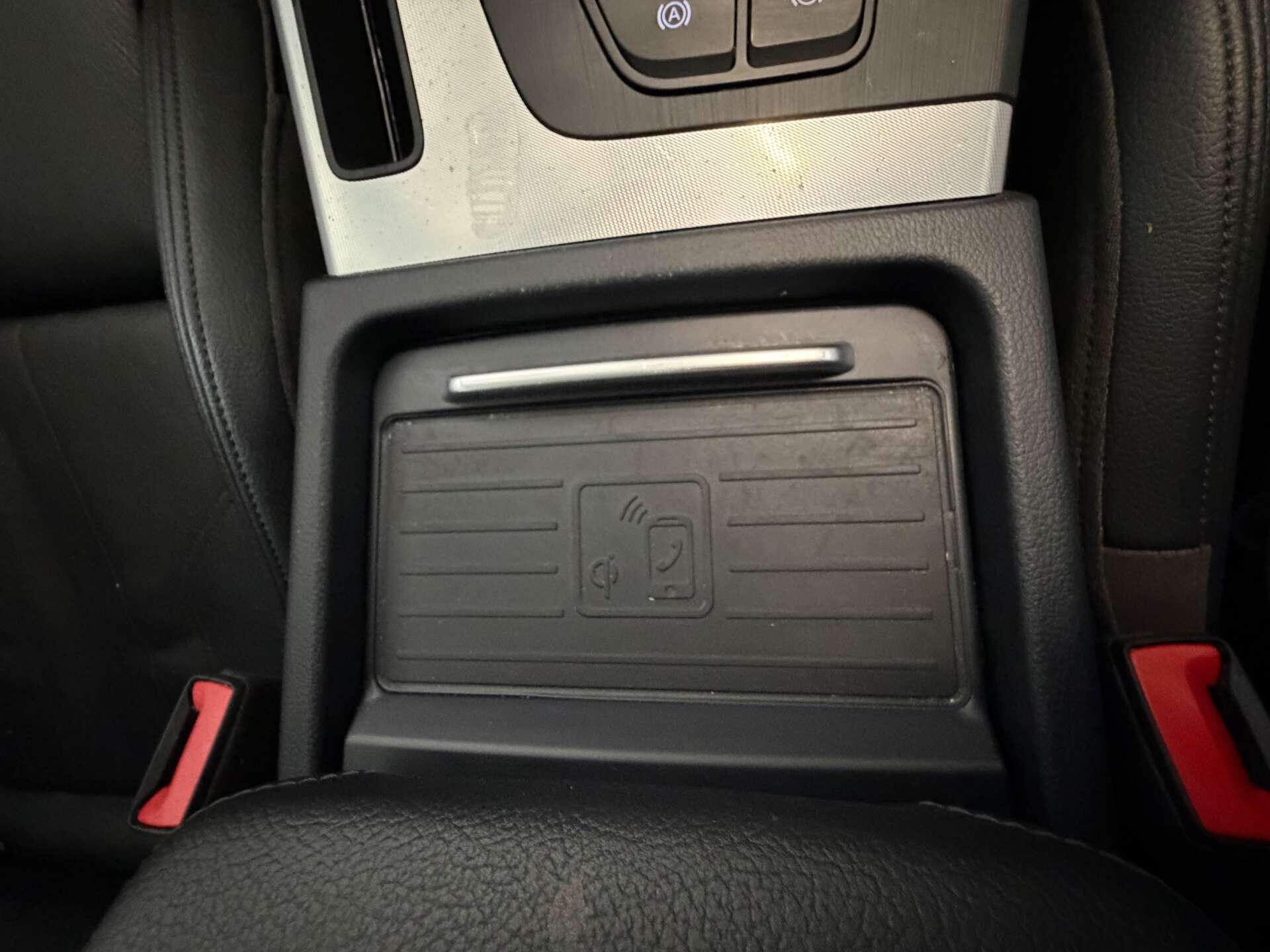 Audi Q5 view 24