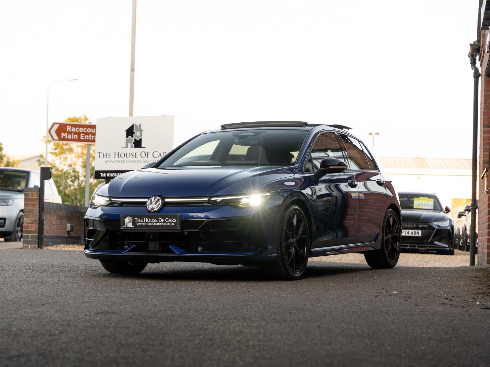 Volkswagen Golf view 17