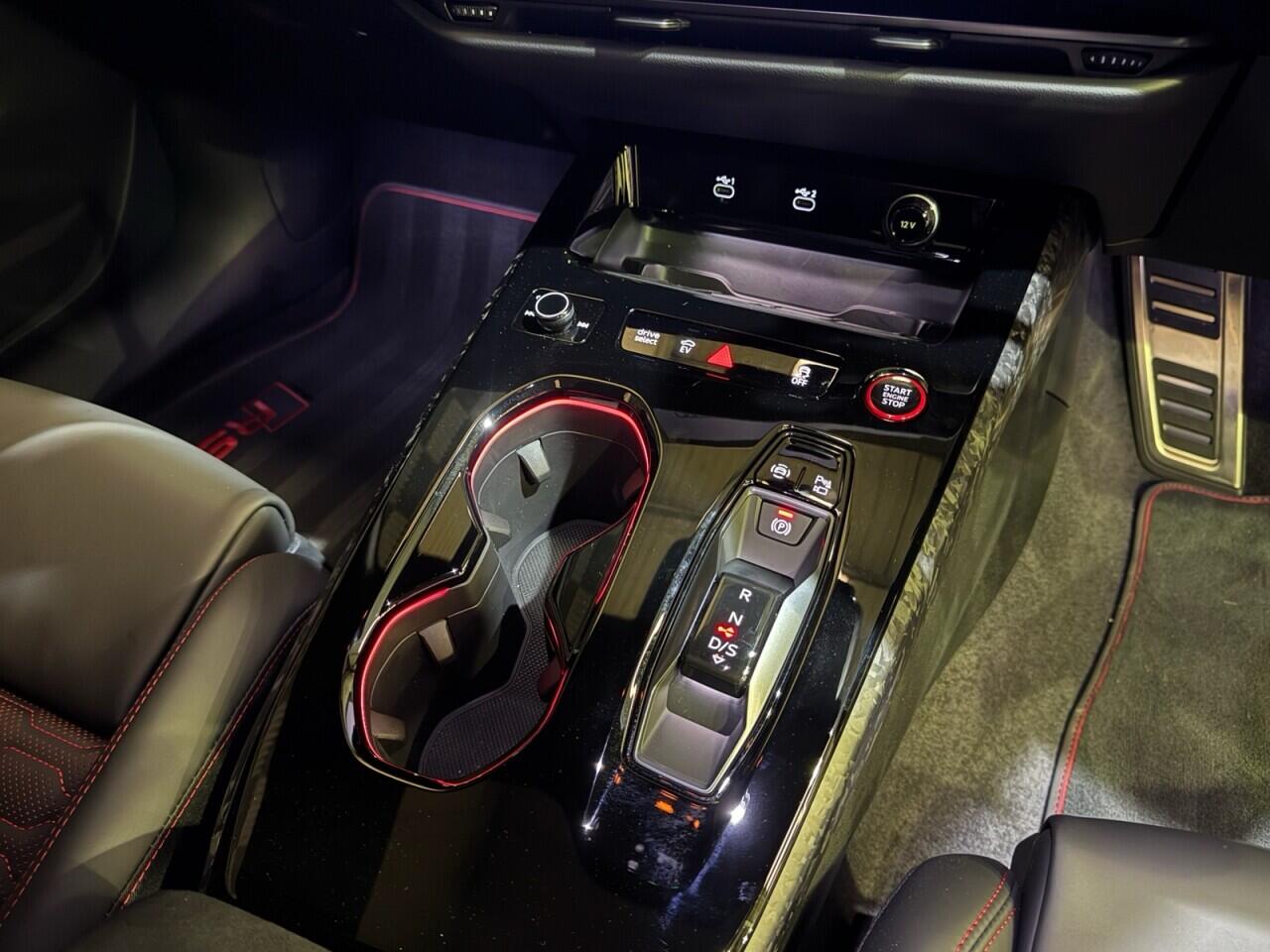 Audi RS5 view 12