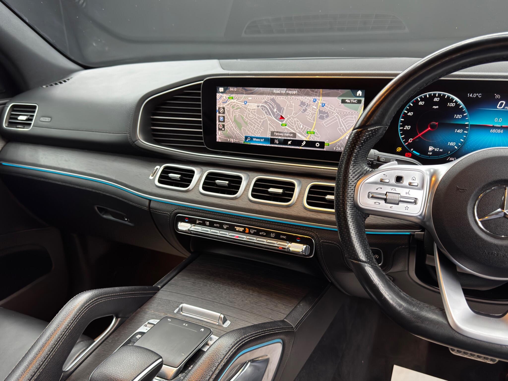 Mercedes-Benz Gle view 23