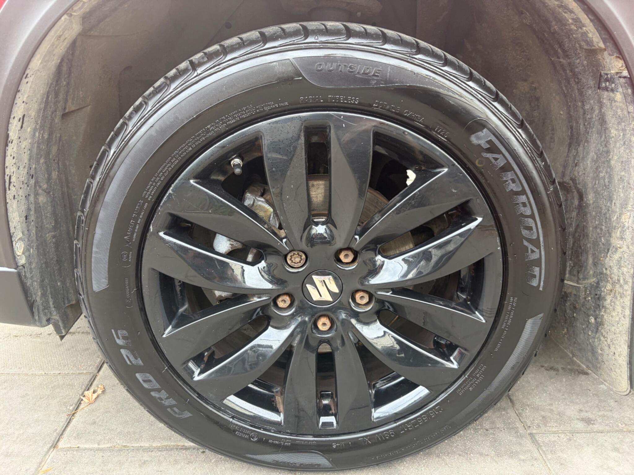 Suzuki Vitara view 90