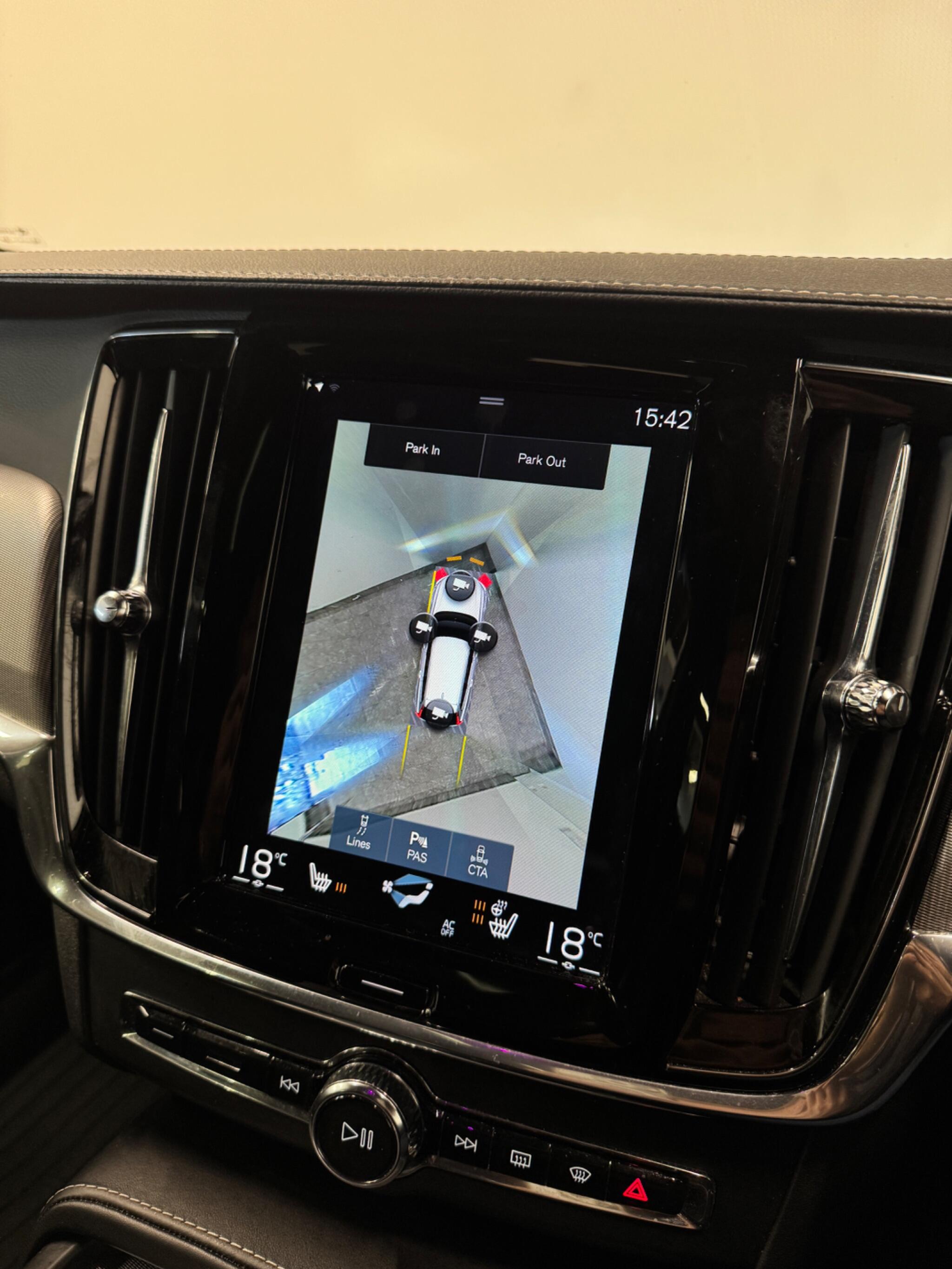 Volvo V90 view 29