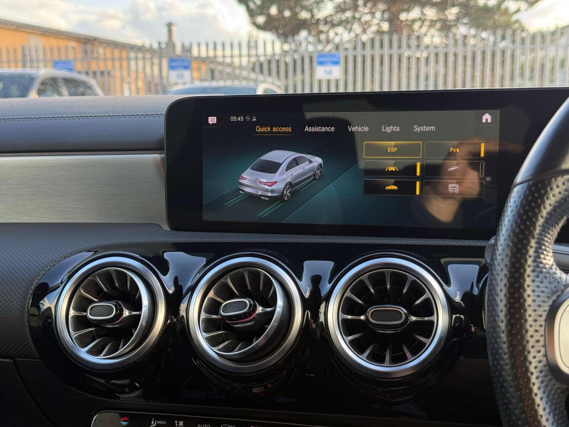 Mercedes-Benz Cla view 69