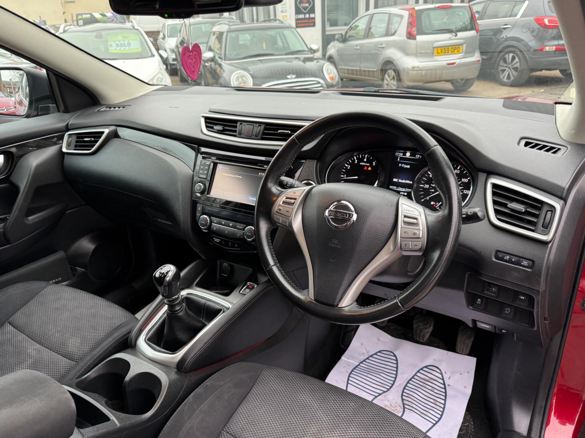 Nissan Qashqai - Image 35