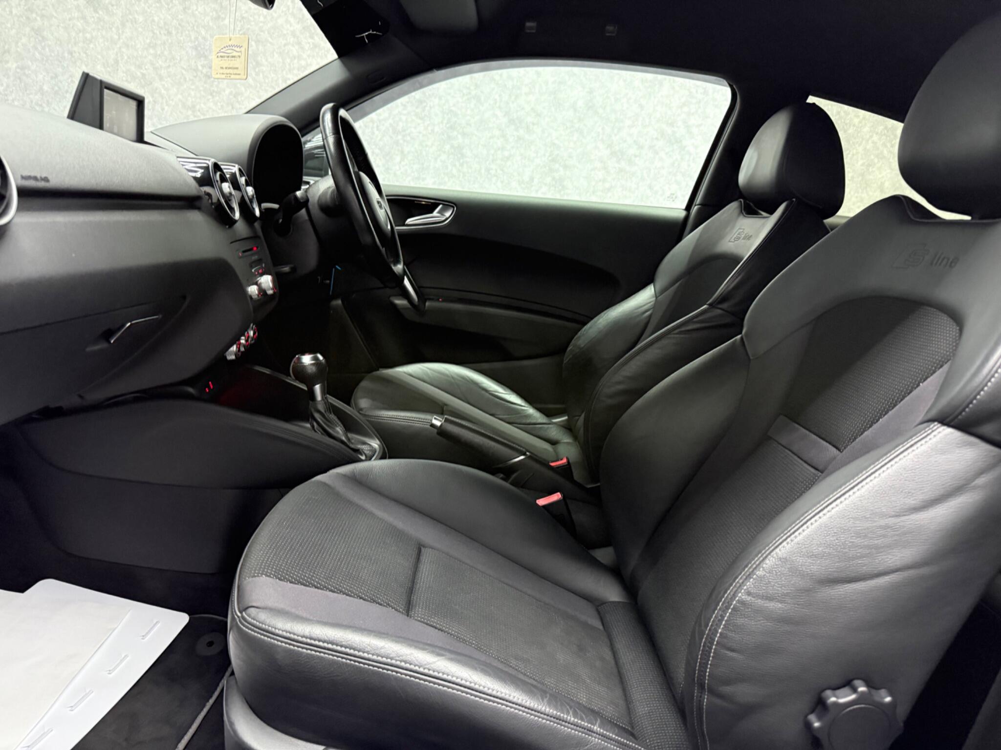 Audi A1 view 11