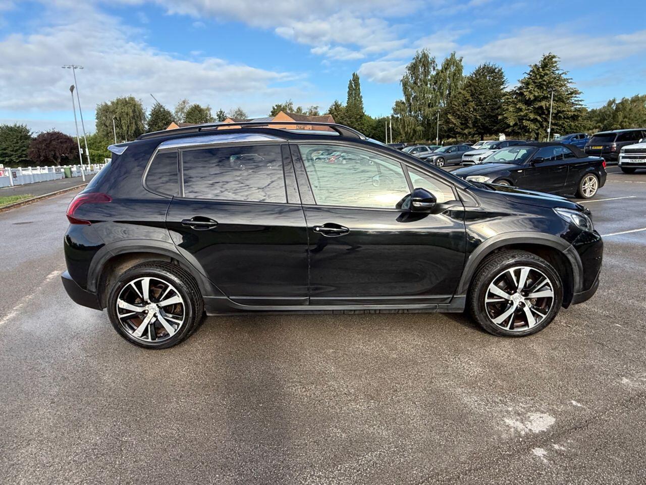 Peugeot 2008 view 40